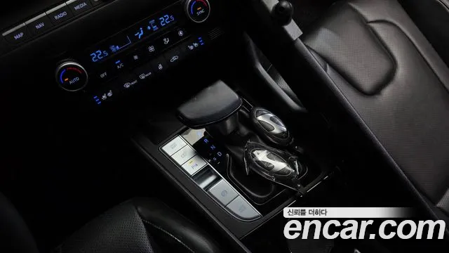 Hyundai Avante CN7 — Фото автомобиля 9