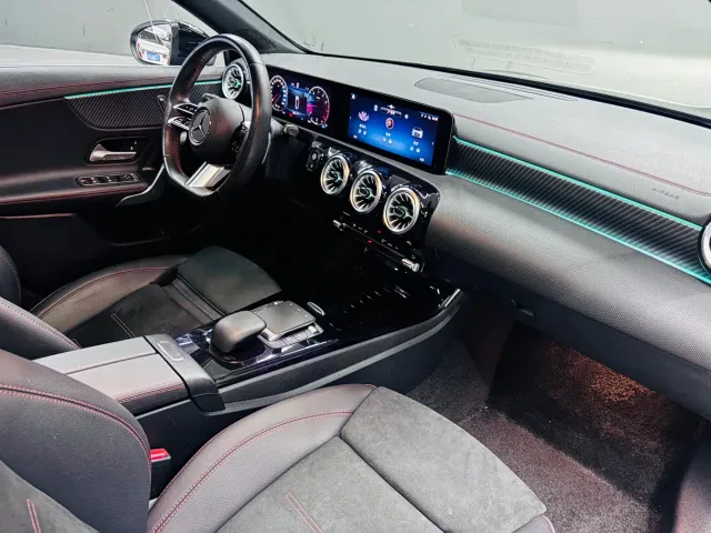 Mercedes-Benz A-Class — Фото автомобиля 15