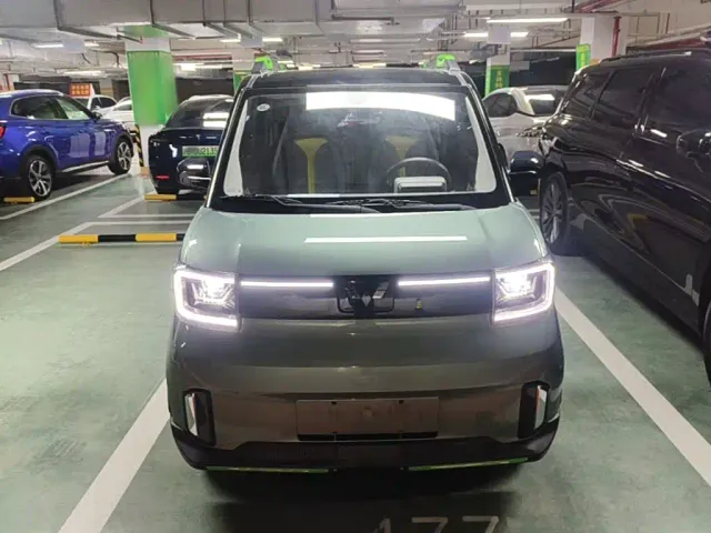 Wuling Hongguang Mini EV — Фото автомобиля 2