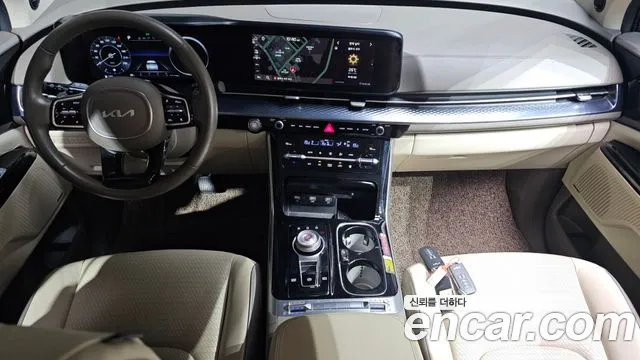Kia Carnival Generation 4 — Фото автомобиля 10