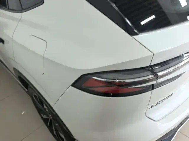 Roewe RX5 — Фото автомобиля 4
