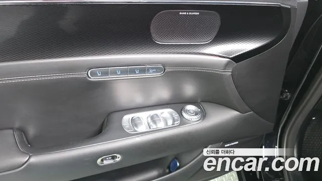 Genesis G90 Бензин 3.5 турбо AWD — Фото автомобиля 29