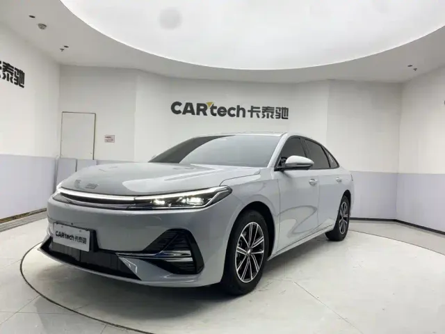 Фотография автомобиля — Geely Galaxy A7