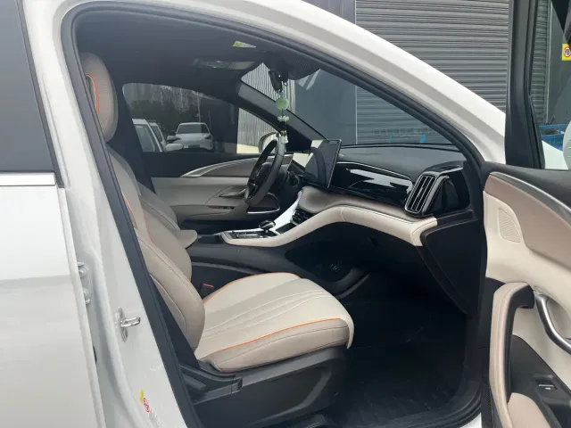 BYD Song Pro — Фото автомобиля 12