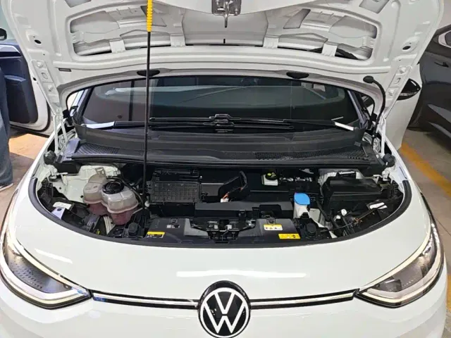 Volkswagen ID.3 — Фото автомобиля 19