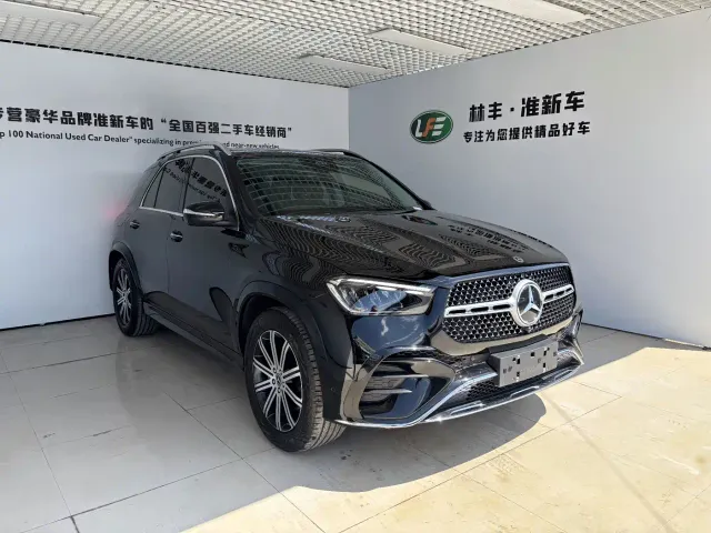 Mercedes-Benz GLE-Class — Фото автомобиля 3