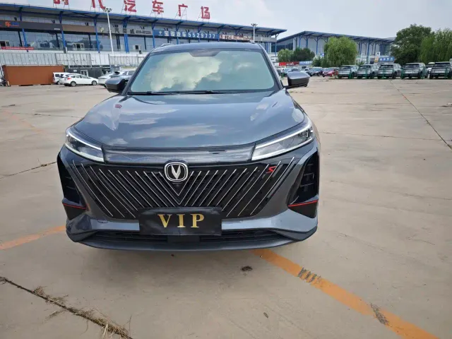 Changan CS75 Plus — Фото автомобиля 2