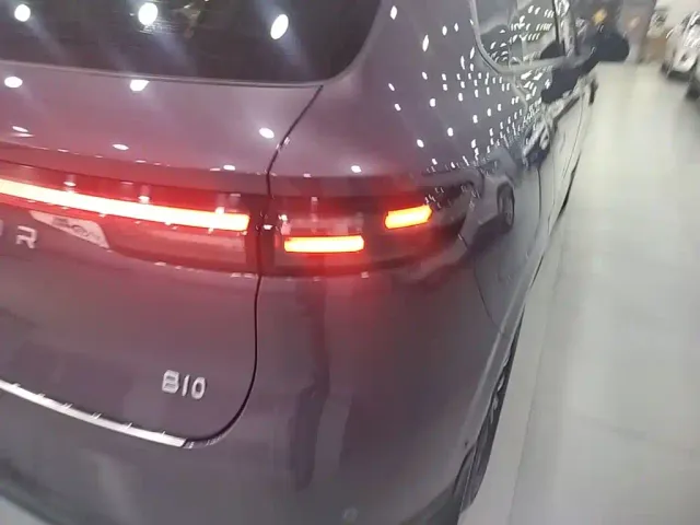 Leapmotor B10 — Фото автомобиля 7