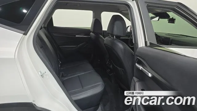 Kia Seltos New — Фото автомобиля 11