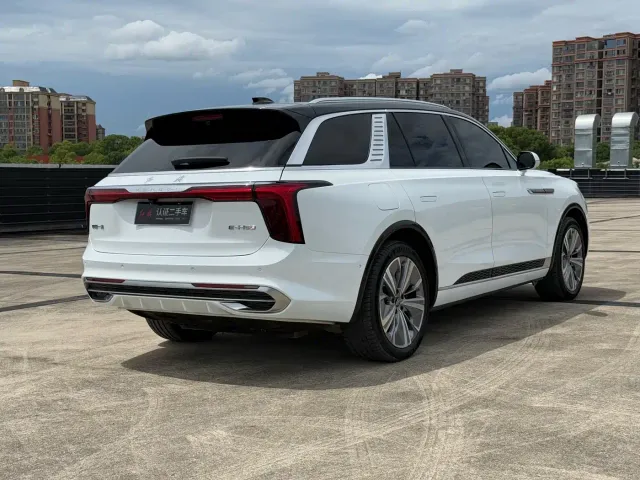 Hongqi E-HS9 — Фото автомобиля 4