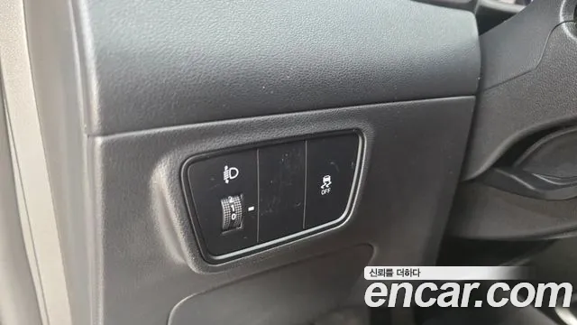 Hyundai Tucson Tucson (NX4) Бензин 1.6 турбо 2WD — Фото автомобиля 17
