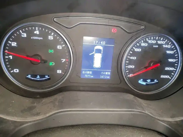 JAC Refine M3 — Фото автомобиля 11