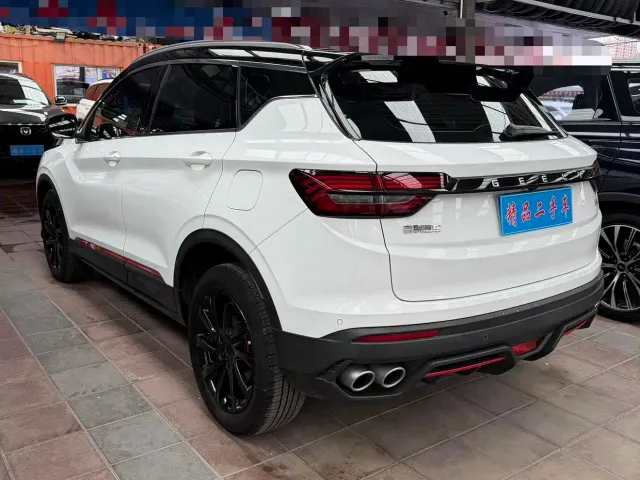Geely Binyue — Фото автомобиля 6