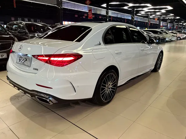 Mercedes-Benz C-Class — Фото автомобиля 12