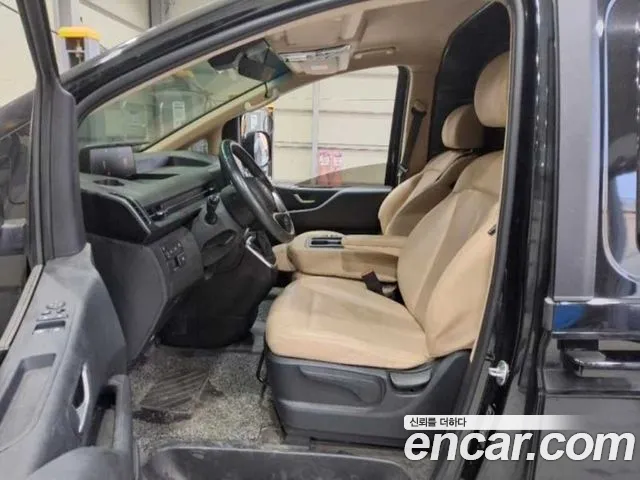 Hyundai Staria — Фото автомобиля 3