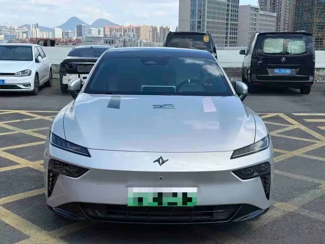 Dongfeng eπ 007 — Фото автомобиля 2