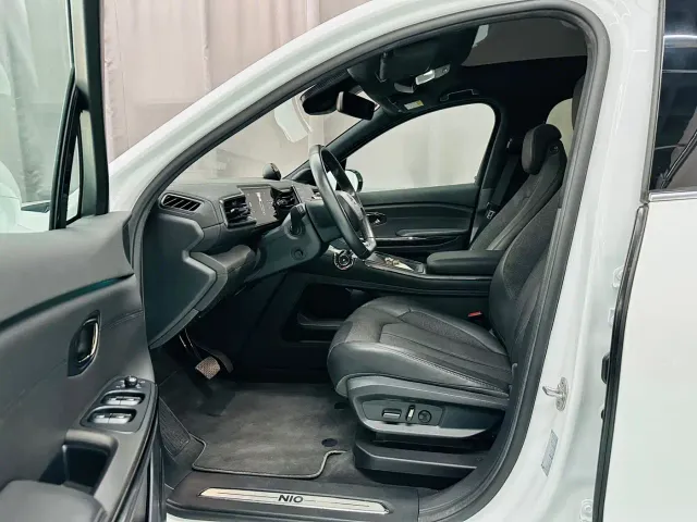 Nio EC6 — Фото автомобиля 9