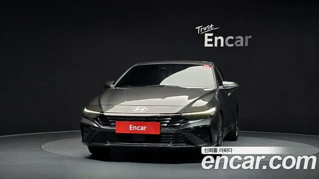 Hyundai Avante CN7 — Фото автомобиля 3