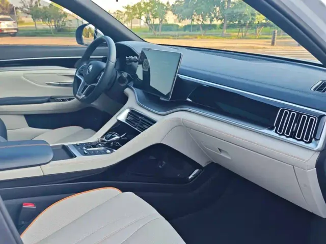 BYD Song PLUS — Фото автомобиля 11
