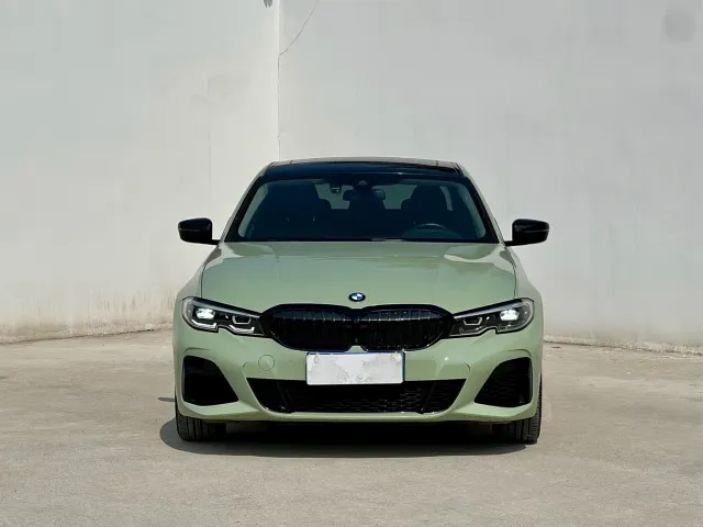 BMW 3 Series — Фото автомобиля 2