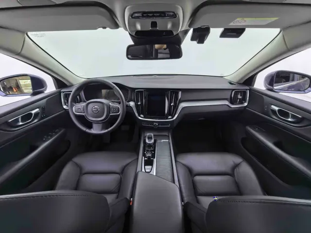 Volvo S60 — Фото автомобиля 12