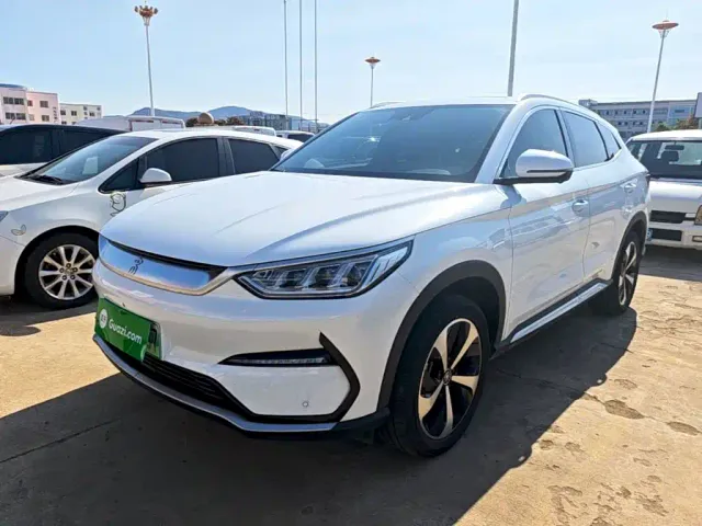 Фотография автомобиля — BYD Song PLUS