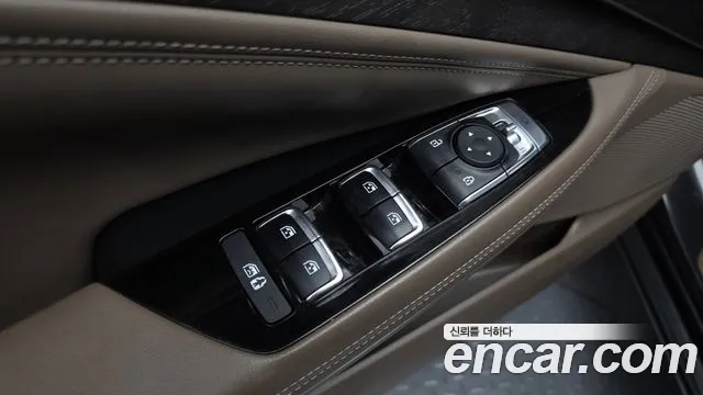 Kia K8 Hybrid — Фото автомобиля 25
