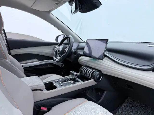 BYD Yuan PLUS — Фото автомобиля 9