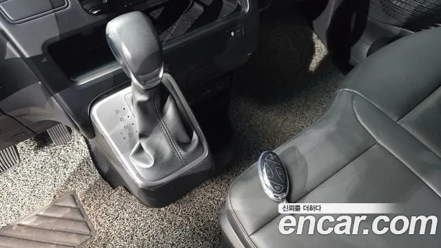 Hyundai Staria Staria — Фото автомобиля 9