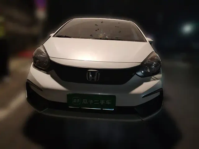 Honda Fit — Фото автомобиля 2