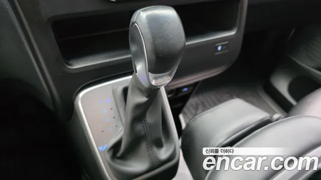 Hyundai Staria — Фото автомобиля 9