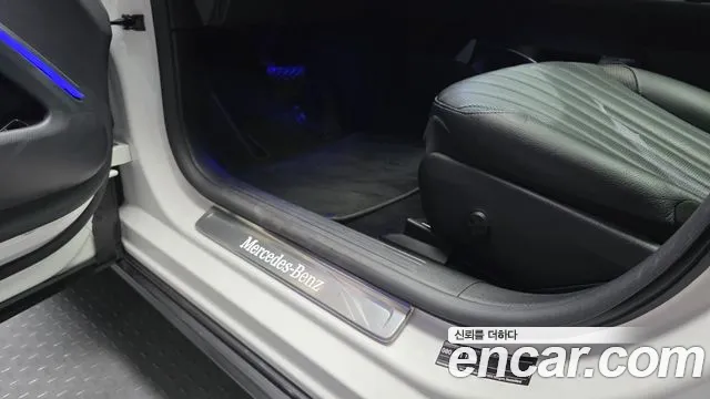 Mercedes-Benz EQS — Фото автомобиля 13