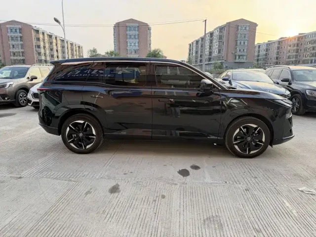 Toyota BoZhi 3X — Фото автомобиля 4