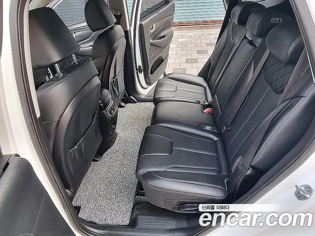 Hyundai Santafe — Фото автомобиля 15