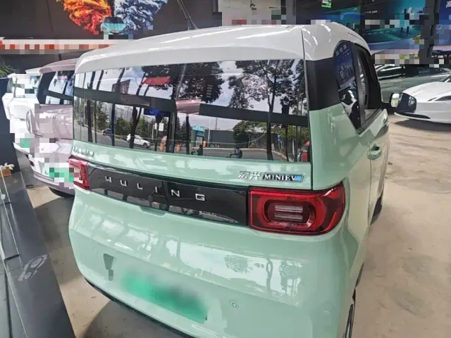 Wuling Hongguang Mini EV — Фото автомобиля 5