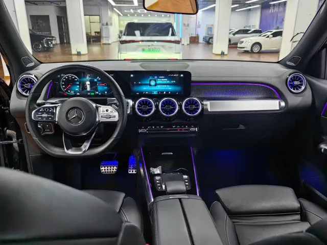 Mercedes-Benz EQB — Фото автомобиля 15
