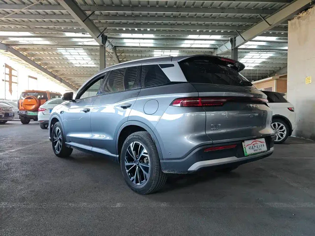 BYD Song Pro — Фото автомобиля 9