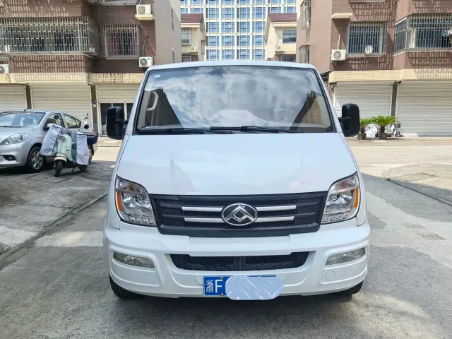 Maxus Xintu V80 — Фото автомобиля 2