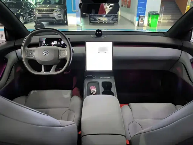 Nio ET5 Touring — Фото автомобиля 9