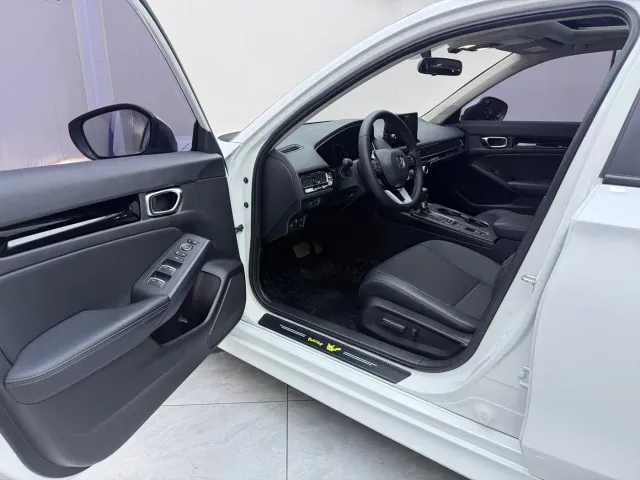 Honda Civic — Фото автомобиля 7