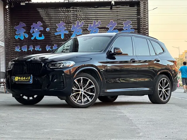 Фотография автомобиля — BMW X3