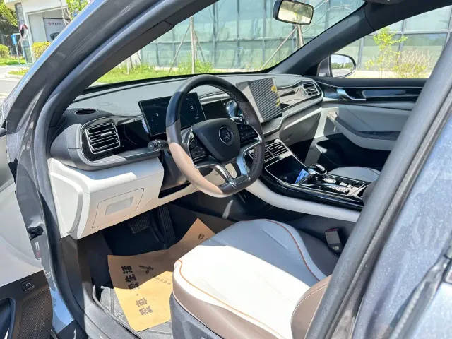 BYD Qin PLUS — Фото автомобиля 7