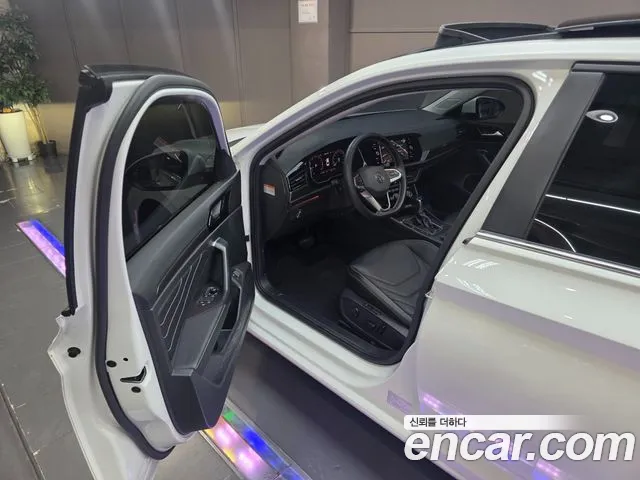 Volkswagen Jetta — Фото автомобиля 10