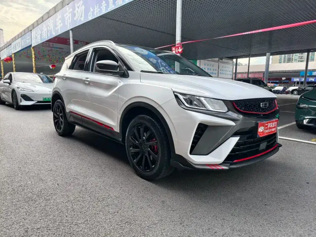 Geely Binyue — Фото автомобиля 3