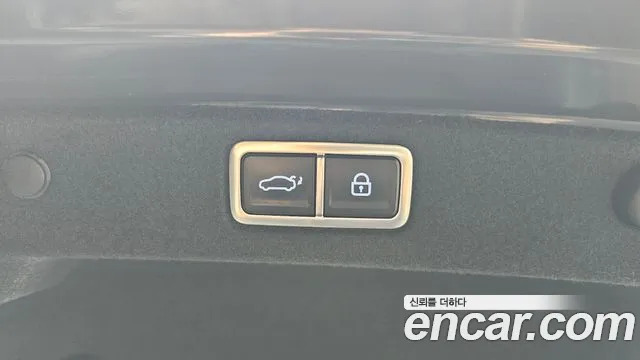 Hyundai Grandeur GN7 — Фото автомобиля 22