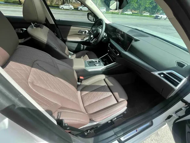 BMW 3 Series — Фото автомобиля 14