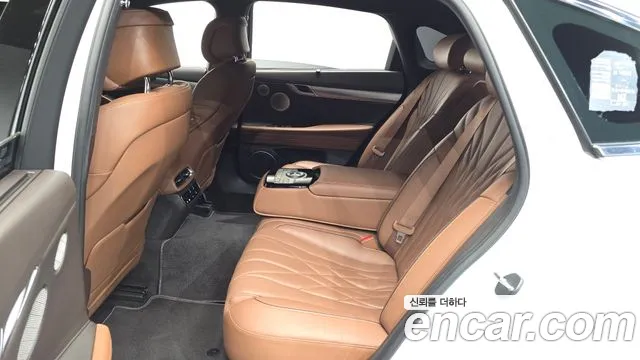 Genesis G80 Бензин 3.5 турбо AWD — Фото автомобиля 10