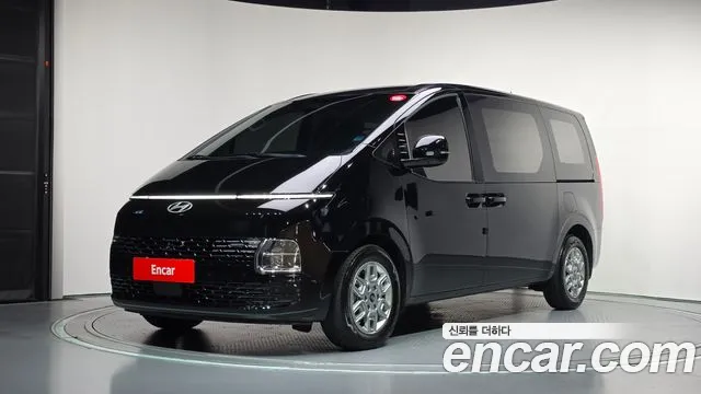 Фотография автомобиля — Hyundai Staria