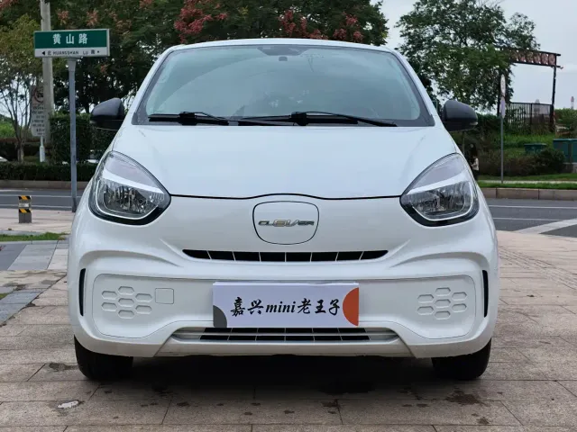 Roewe Clever — Фото автомобиля 2