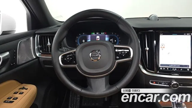 Вольво V60 V60 Cross Country 2 поколение B5 Ultimate AWD — Фото автомобиля 13